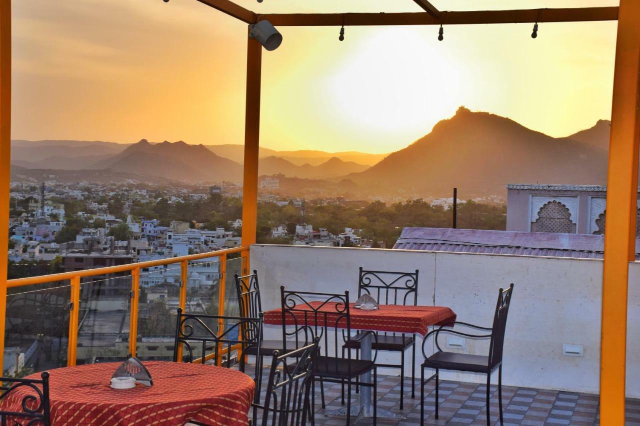 Hotel Kurabar Kothi Udaipur Dış mekan fotoğraf